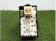 Recambio de mando elevalunas trasero derecho para toyota land cruiser (j15) 3.0 turbodiesel cat referencia OEM IAM 8481033120 5. 2