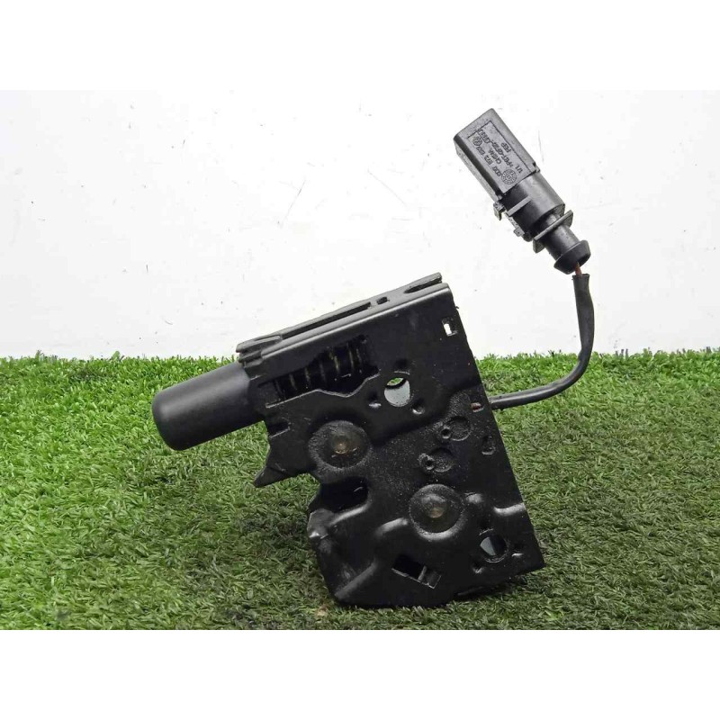 Recambio de cerradura capot para audi a3 sedán(8vs) 2.0 16v tdi referencia OEM IAM 8V0823509 2.PINES 