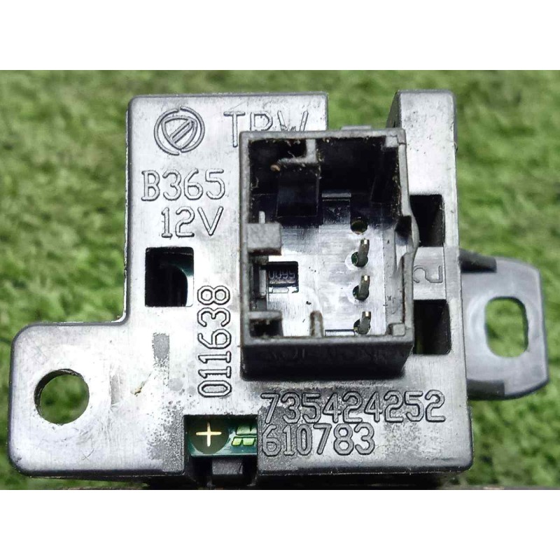 Recambio de warning para fiat bravo (198) 1.9 8v jtd cat referencia OEM IAM 735424252  