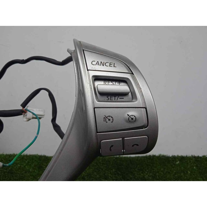 Recambio de mando volante para nissan qashqai (j11) 1.6 dci turbodiesel cat referencia OEM IAM 255504BC3A  