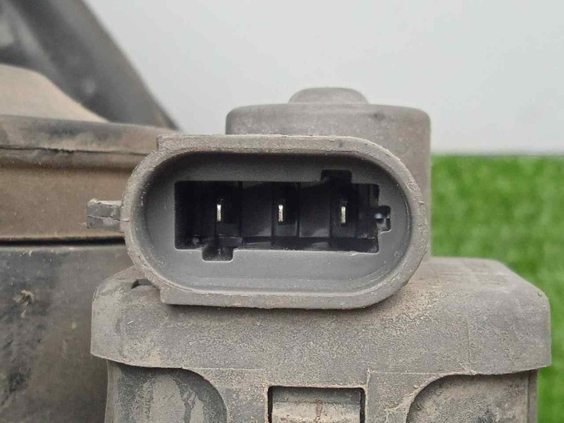 Recambio de faro izquierdo para nissan primera berlina (p12) 1.9 16v turbodiesel cat referencia OEM IAM  P12. 