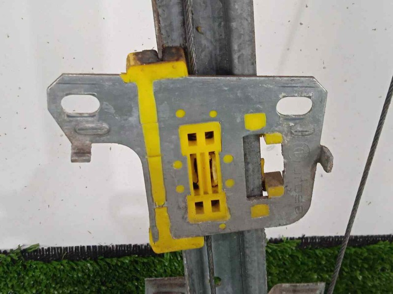 Recambio de elevalunas trasero derecho para bmw serie 3 berlina (e30) 1.6 referencia OEM IAM  MANUAL 