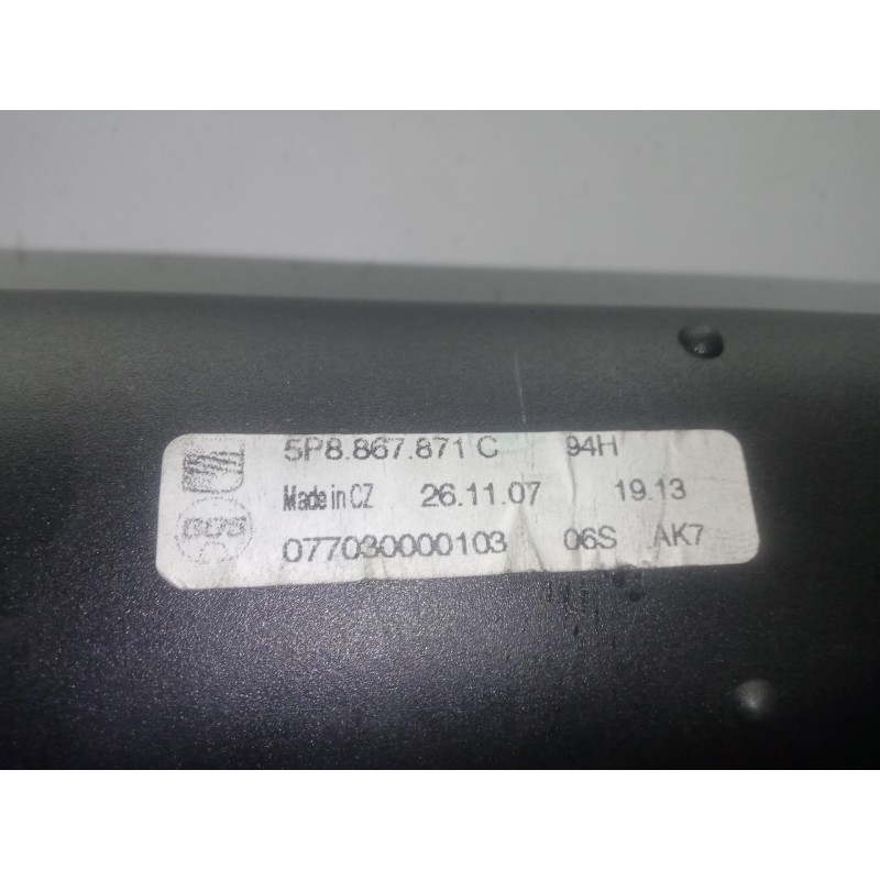 Recambio de bandeja trasera para seat altea xl (5p5) 1.6 referencia OEM IAM 5P8867871C  