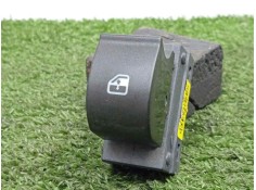 Recambio de mando elevalunas trasero derecho para fiat bravo (198) 1.9 8v jtd cat referencia OEM IAM SINREFERENCIA 4.PINES 