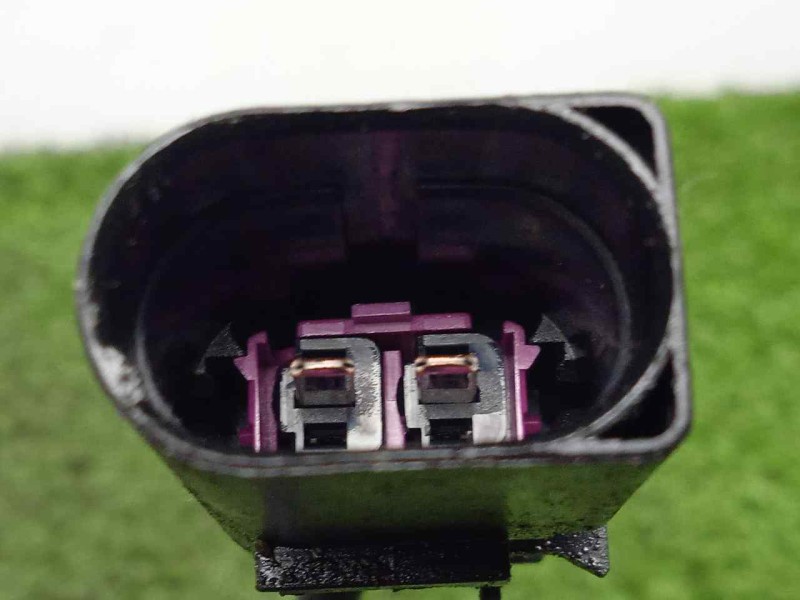 Recambio de cerradura capot para audi a3 sedán(8vs) 2.0 16v tdi referencia OEM IAM 8V0823509 2.PINES 