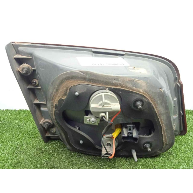 Recambio de piloto trasero derecho interior para kia magentis 2.0 crdi referencia OEM IAM SINREFERENCIA  