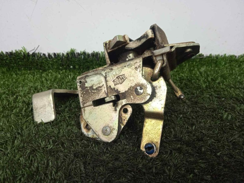 Recambio de cerradura puerta delantera derecha para seat marbella 0.9 referencia OEM IAM   