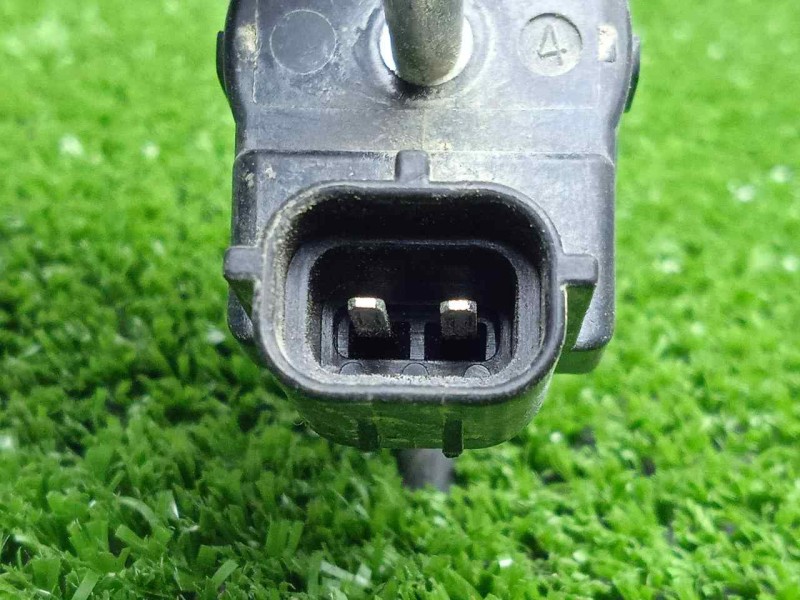 Recambio de valvula de vacio para mitsubishi l 200 2.4 di-d cat referencia OEM IAM SINREFERENCIA  