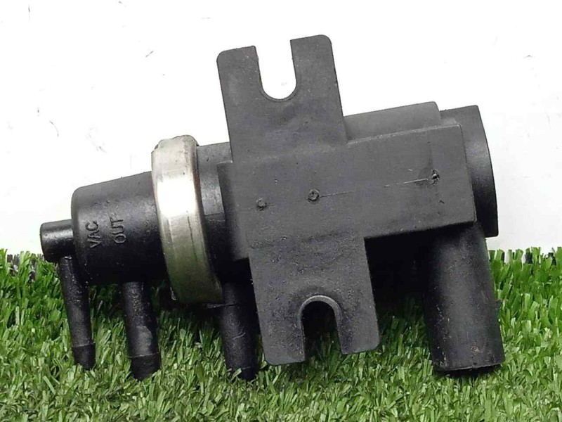 Recambio de valvula de vacio para volkswagen touareg (7la) 2.5 tdi referencia OEM IAM 1J0906627C-72290303 2.PINES 3.CONEXIONES