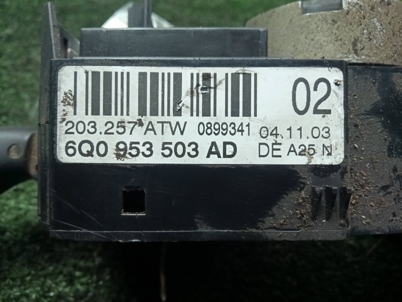 Recambio de mando luces para seat ibiza (6l1) 1.9 sdi referencia OEM IAM 6Q0953503AD MANDO.DOBLE 