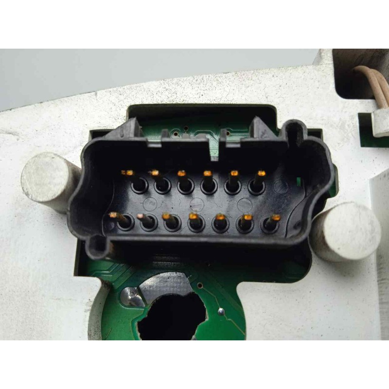 Recambio de cuadro instrumentos para chrysler voyager (rg) 2.5 crd cat referencia OEM IAM R409AF-TN1575205311  