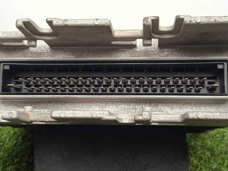 Recambio de centralita cambio automatico para volkswagen polo berlina (6n1) 1.4 referencia OEM IAM 0260002390-001927749A BOSCH 