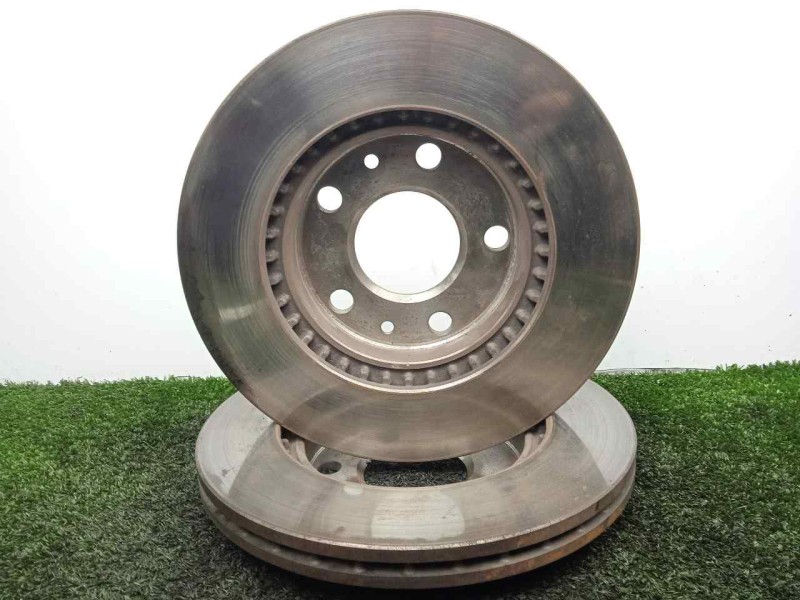 Recambio de disco freno delantero para dacia duster 1.6 16v cat referencia OEM IAM 16155210028 VENTILADOS MEYLE