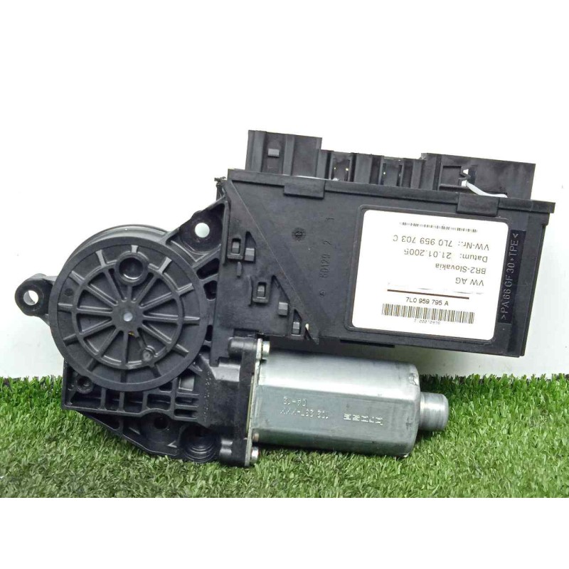 Recambio de motor elevalunas trasero izquierdo para volkswagen touareg (7la) 2.5 tdi referencia OEM IAM 7L0959703C-0130821765  