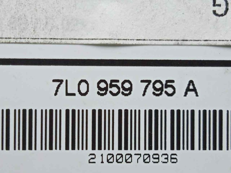 Recambio de motor elevalunas trasero izquierdo para volkswagen touareg (7la) 2.5 tdi referencia OEM IAM 7L0959703C-0130821765  