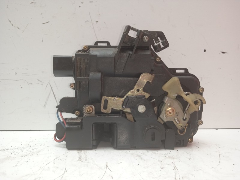 Recambio de cerradura puerta trasera derecha para seat toledo (1m2) 1.9 tdi referencia OEM IAM PA6630GFD  