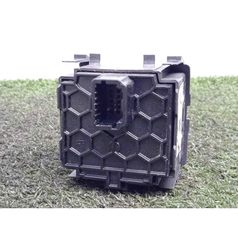 Recambio de regulador faros para fiat talento kombi (296) l1h1 1,0t basis (m1) referencia OEM IAM 251900567R  