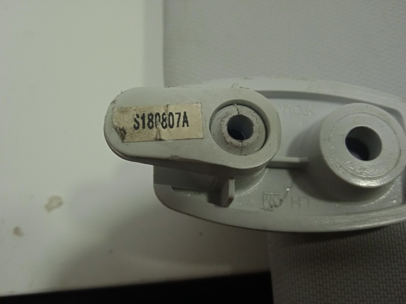 Recambio de parasol izquierdo para opel corsa e gsi referencia OEM IAM S180807A  