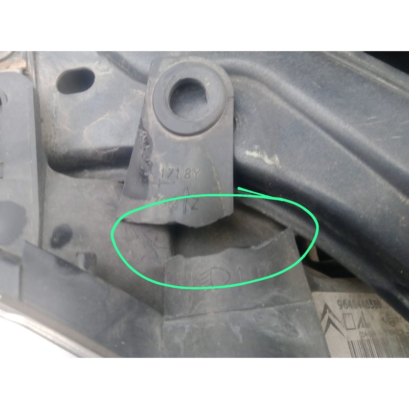 Recambio de faro derecho para citroën xsara coupe 2.0 hdi referencia OEM IAM 9648446580 SIN.ANTINIEBLA TARA