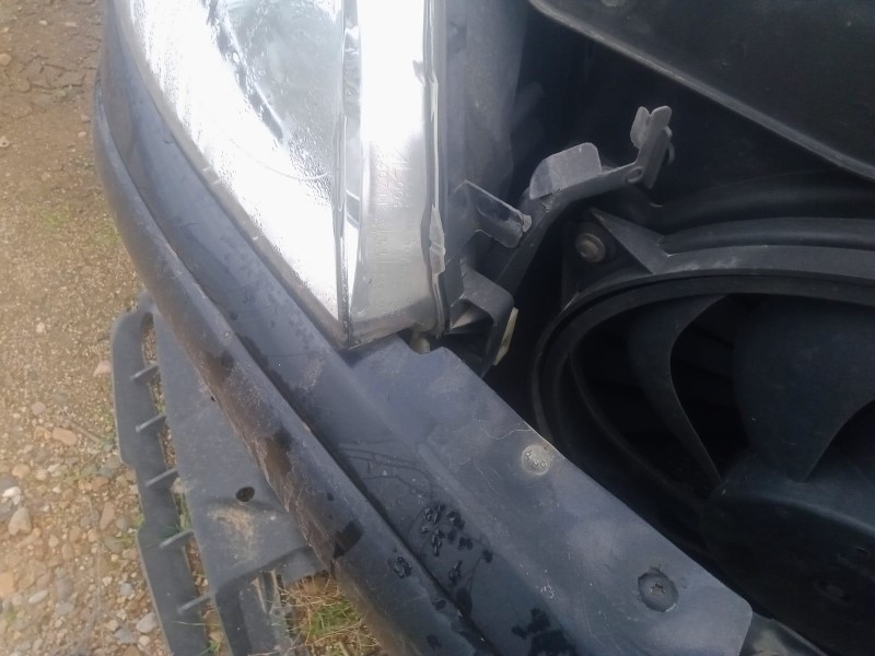 Recambio de faro derecho para citroën xsara coupe 2.0 hdi referencia OEM IAM 9648446580 SIN.ANTINIEBLA TARA