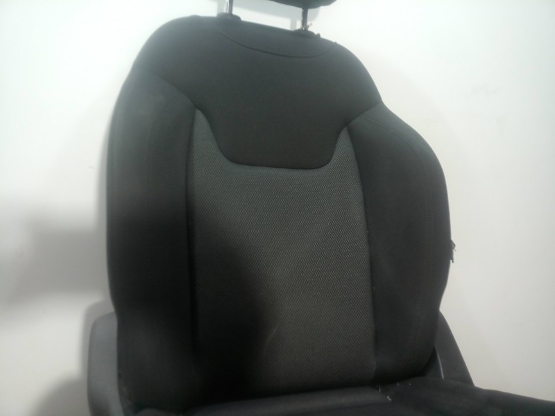 Recambio de asiento delantero izquierdo para jeep renegade 1.0 t-gdi cat referencia OEM IAM  TELA NEGRO 