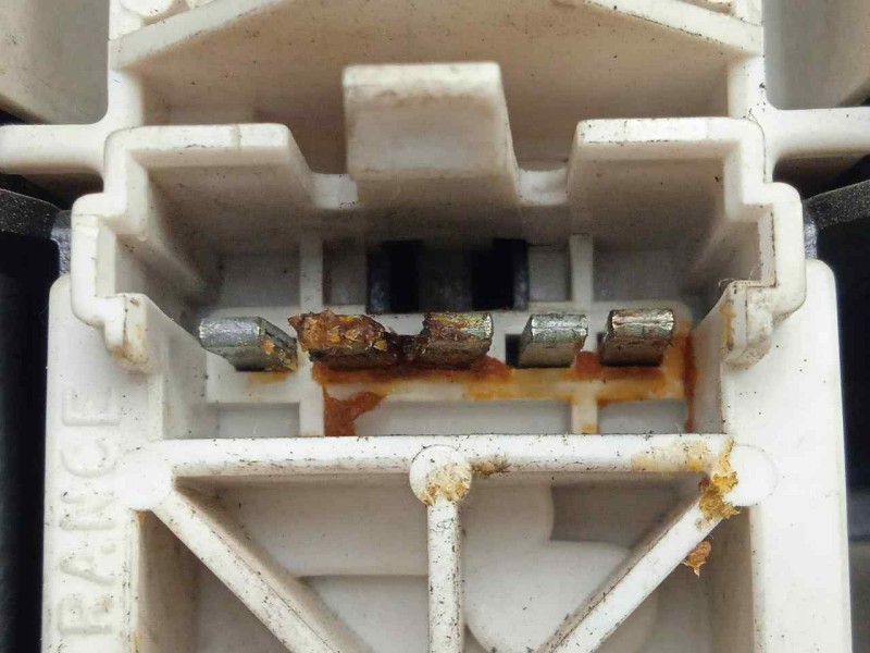 Recambio de piloto trasero derecho para renault rapid/express (f40) 1.4 referencia OEM IAM  85-1 