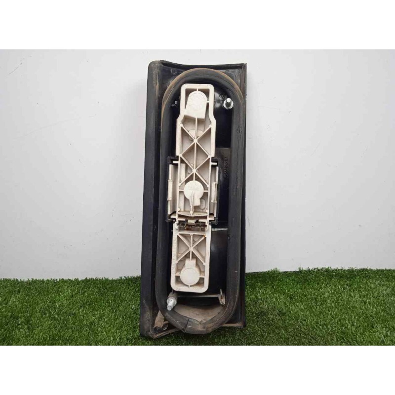 Recambio de piloto trasero derecho para renault rapid/express (f40) 1.4 referencia OEM IAM  85-1 