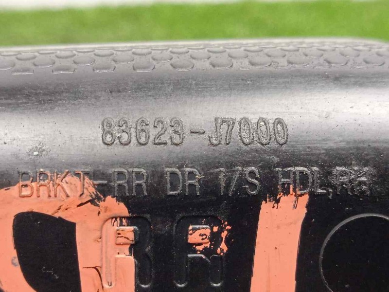 Recambio de maneta interior trasera derecha para kia ceed 1.0 tgdi cat referencia OEM IAM 83623J7000  