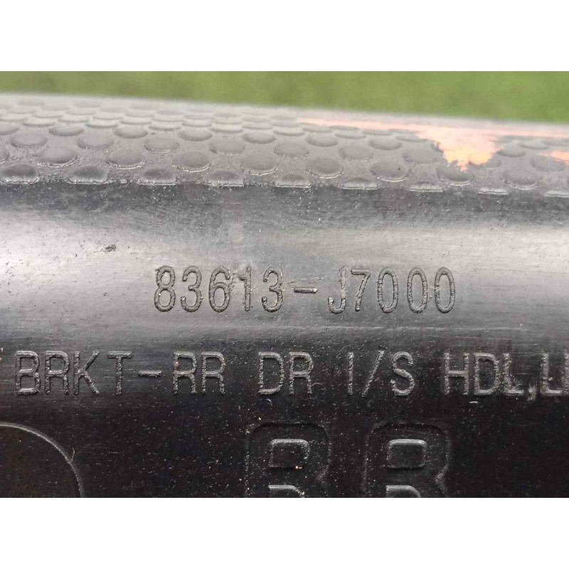 Recambio de maneta interior trasera izquierda para kia ceed 1.0 tgdi cat referencia OEM IAM 83613J7000  