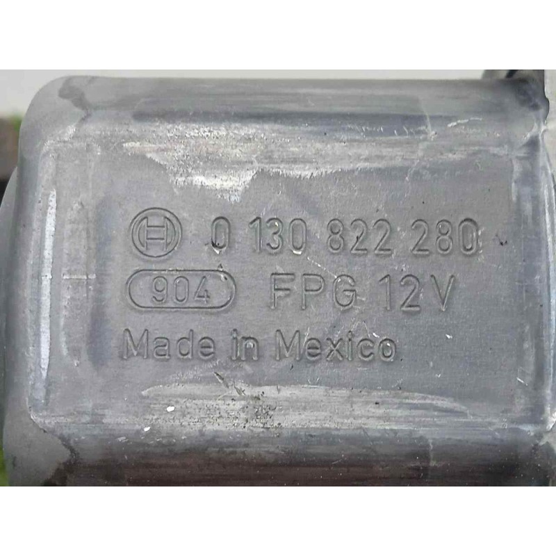 Recambio de motor elevalunas trasero derecho para mercedes-benz clase r (w251) 3.0 cdi cat referencia OEM IAM A2518200208-996149