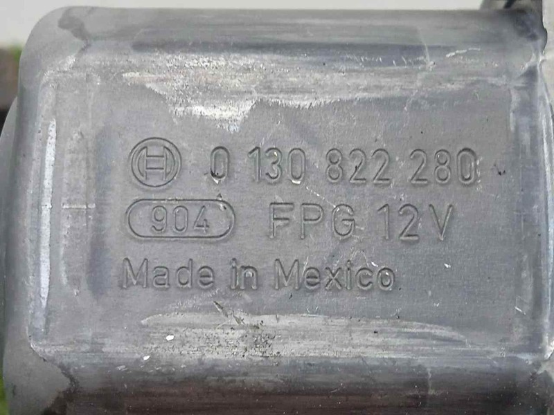 Recambio de motor elevalunas trasero derecho para mercedes-benz clase r (w251) 3.0 cdi cat referencia OEM IAM A2518200208-996149