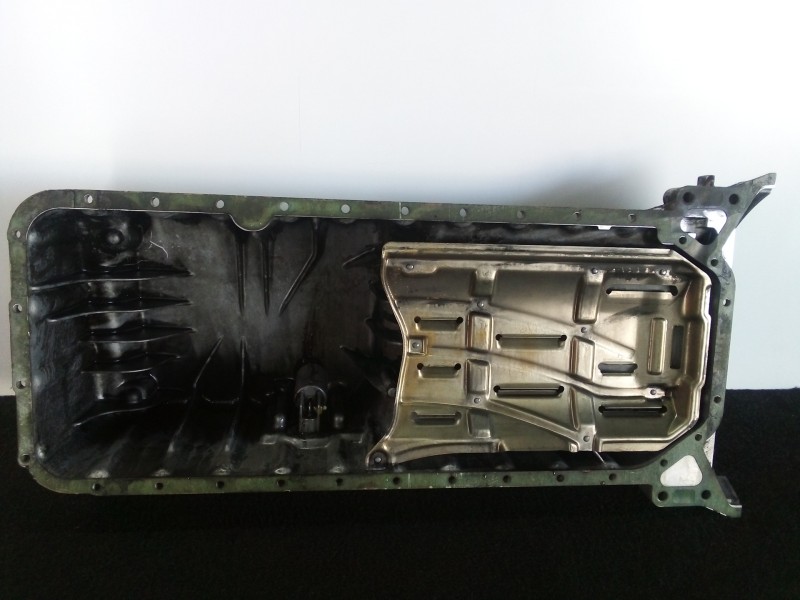 Recambio de carter para mercedes-benz clase c (w202) berlina 2.5 diesel cat referencia OEM IAM R6050140602  