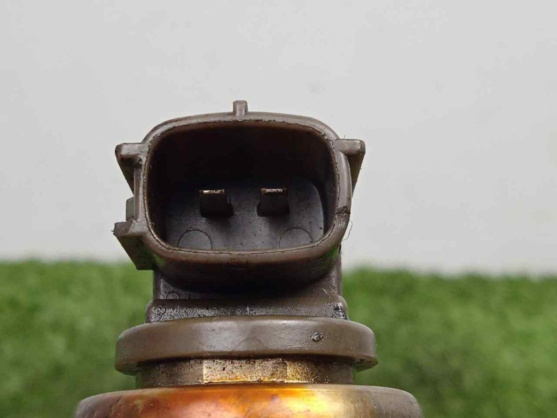 Recambio de inyector para toyota avensis berlina (t25) 2.2 d-4d cat referencia OEM IAM 236700R160  