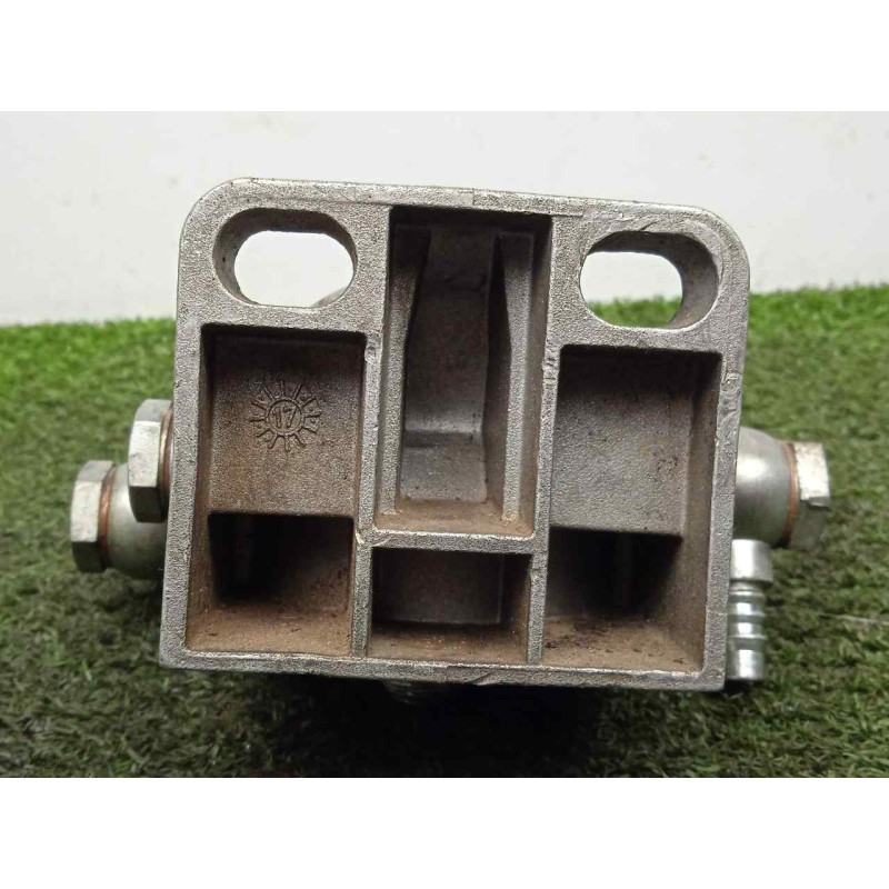 Recambio de soporte filtro gasoil para nissan terrano/terrano.ii (r20) 2.7 turbodiesel referencia OEM IAM SINREFERENCIA  