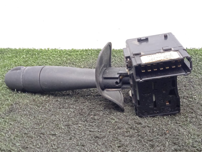 Recambio de mando limpia para dacia duster 1.5 dci diesel fap cat referencia OEM IAM 255679527R-9010576671 VALEO 13.PINES