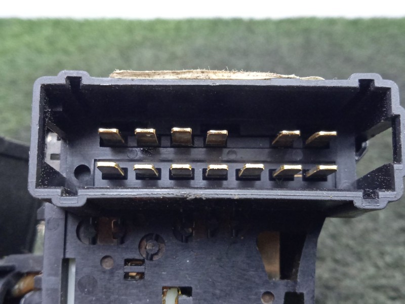 Recambio de mando limpia para dacia duster 1.5 dci diesel fap cat referencia OEM IAM 255679527R-9010576671 VALEO 13.PINES