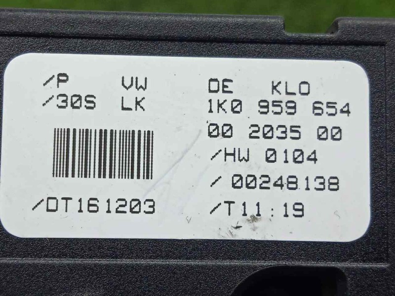 Recambio de sensor para volkswagen golf v berlina (1k1) 2.0 tdi referencia OEM IAM 1K0959654  