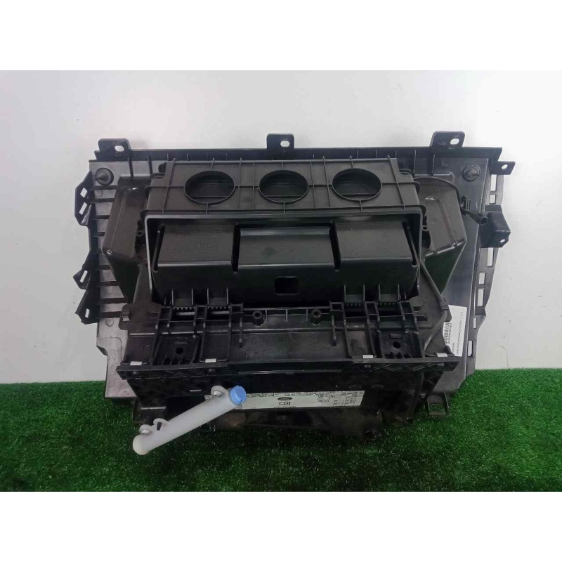 Recambio de guantera para land rover evoque 2.2 td4 cat referencia OEM IAM EJ3214K016BA-12D1348LAX-BJ3206040AB  