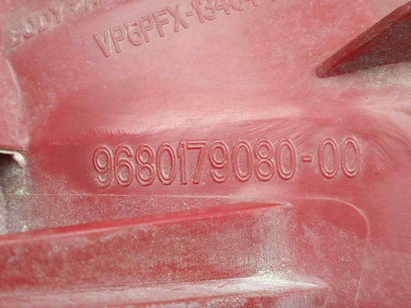 Recambio de piloto trasero derecho para peugeot 207 cc 1.6 16v referencia OEM IAM 9680179080 CABRIO 