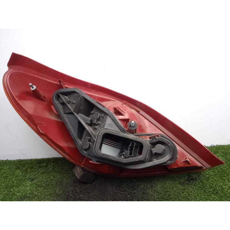 Recambio de piloto trasero derecho para peugeot 207 cc 1.6 16v referencia OEM IAM 9680179080 CABRIO 