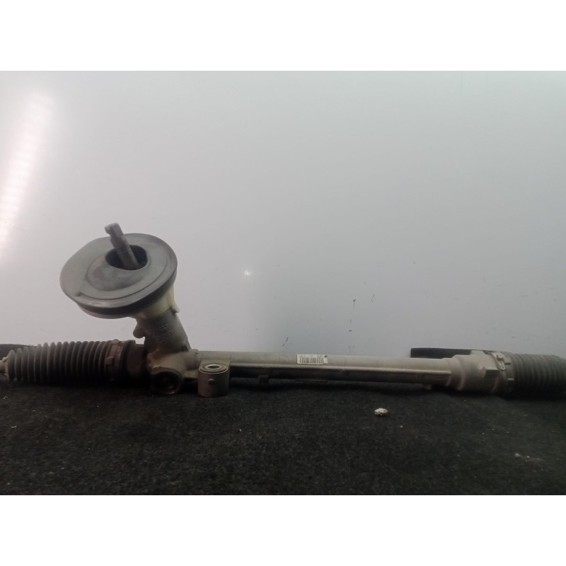 Recambio de cremallera direccion para ford fiesta (ccn) 1.25 16v cat referencia OEM IAM 8V513200CF-B299LHD  