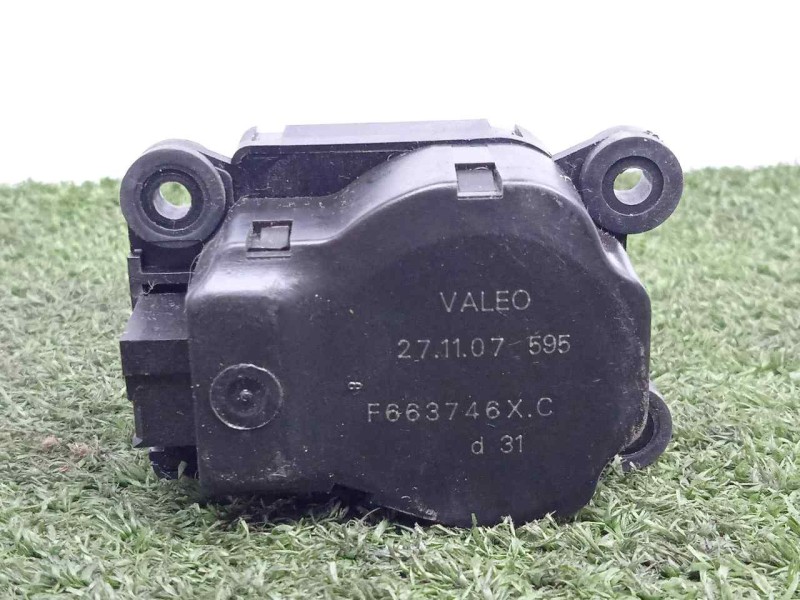 Recambio de motor trampilla calefaccion para peugeot 207 cc 1.6 16v referencia OEM IAM F663746XC  