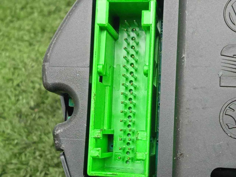 Recambio de cuadro instrumentos para skoda fabia (6y2/6y3) 1.9 tdi cat referencia OEM IAM 110080015007-6Y1919880D  