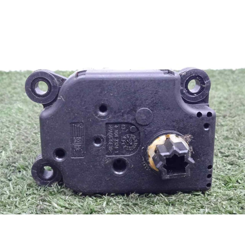 Recambio de motor trampilla calefaccion para peugeot 207 cc 1.6 16v referencia OEM IAM F663746XC  