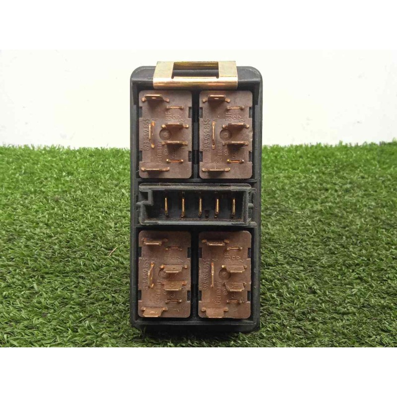 Recambio de mando elevalunas delantero izquierdo para audi 100 avant (c4) 2.3 referencia OEM IAM  4.BOTONES 