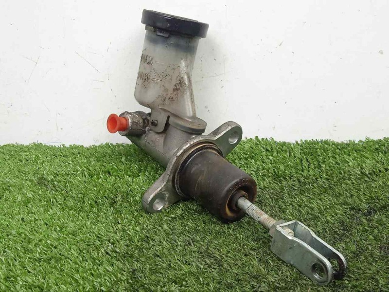 Recambio de bomba embrague para nissan terrano/terrano.ii (r20) 2.7 turbodiesel referencia OEM IAM SINREFERENCIA  