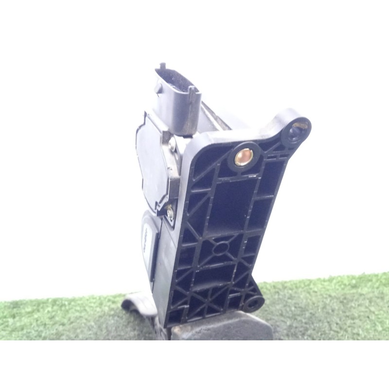 Recambio de potenciometro pedal para ssangyong rodius 2.7 turbodiesel cat referencia OEM IAM 2055021001-05G180270  6.PINES