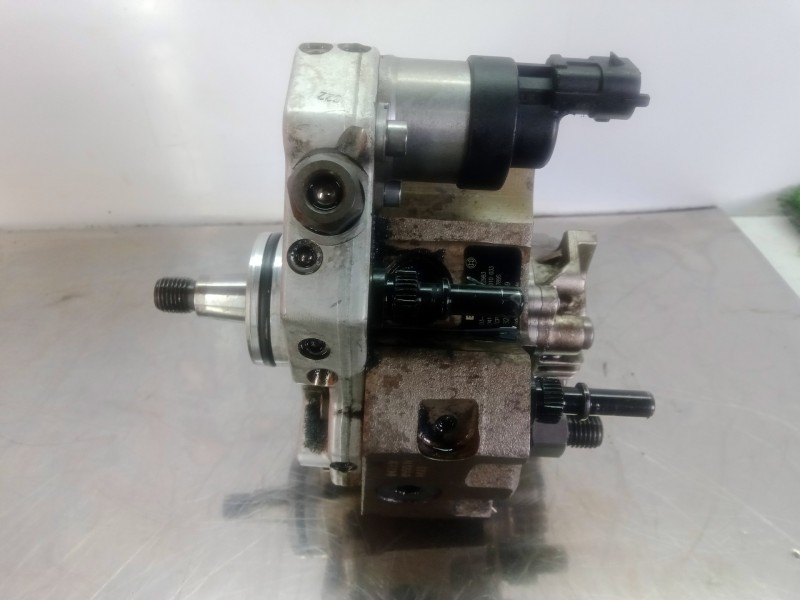 Recambio de bomba inyeccion para renault espace iv (jk0) 2.2 dci turbodiesel referencia OEM IAM 8200457039  