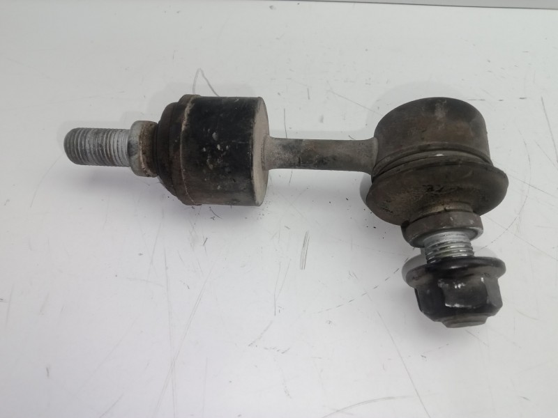 Recambio de bieleta estabilizadora trasera izquierda para hyundai ix35 1.7 crdi cat referencia OEM IAM   