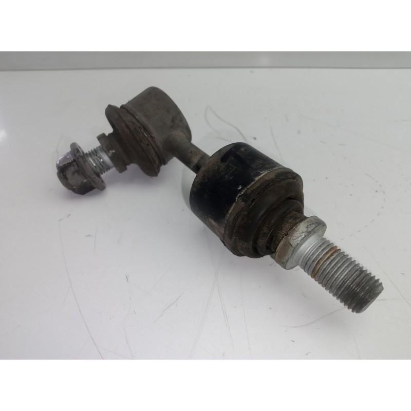Recambio de bieleta estabilizadora trasera izquierda para hyundai ix35 1.7 crdi cat referencia OEM IAM   